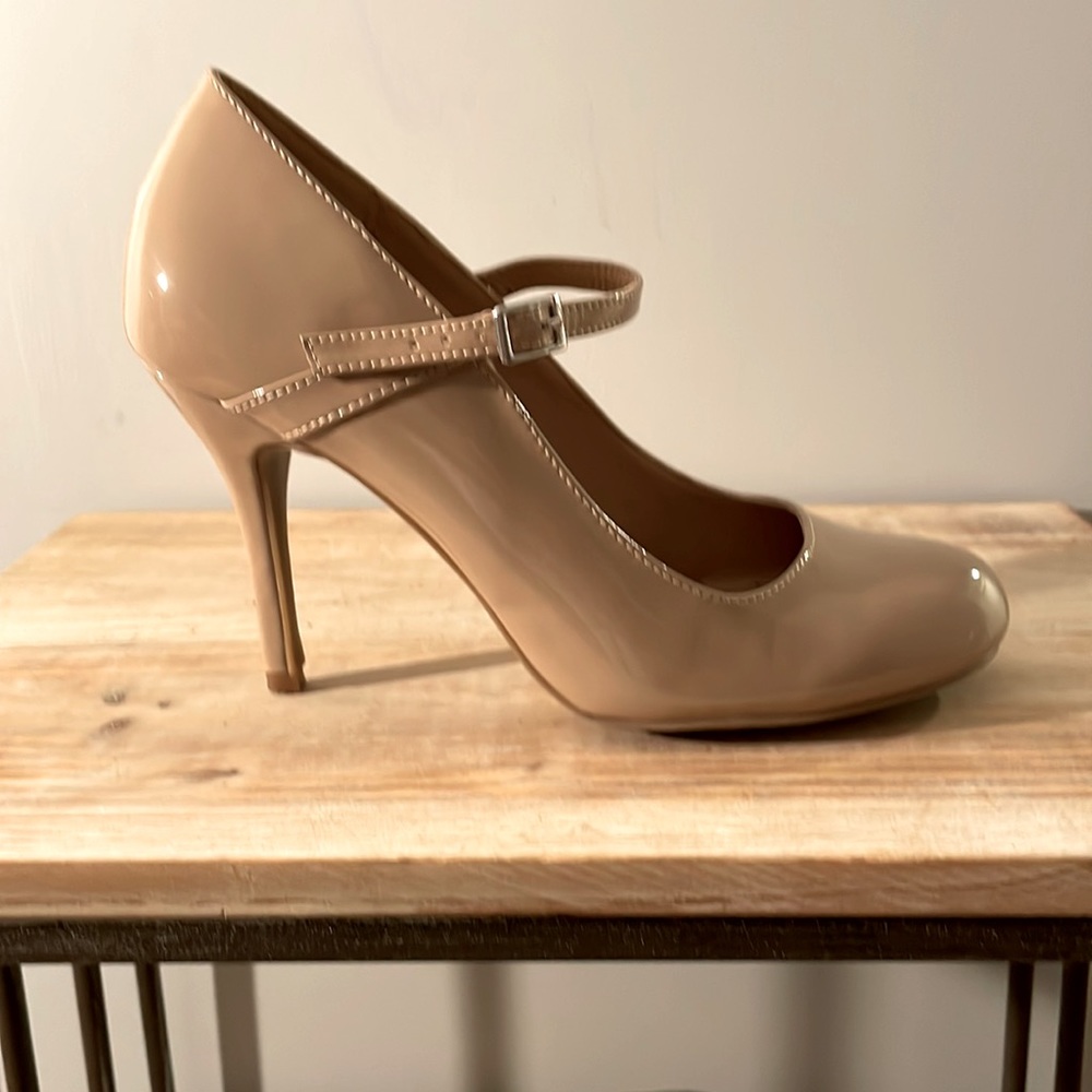 Chinese Laundry Mary Jane Heels ♥️👠 Size 9